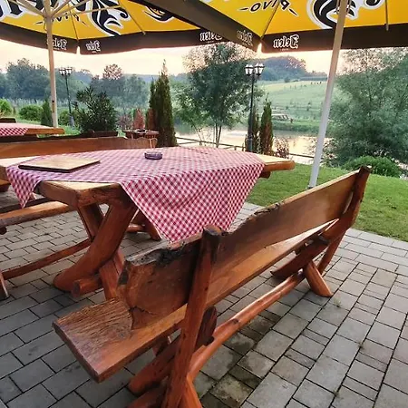 Resavsko Etno Selo 4*