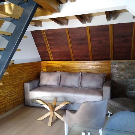 Konukevi Resavsko Etno Selo Despotovac