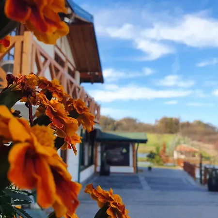 Konukevi Resavsko Etno Selo Despotovac