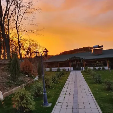 Resavsko Etno Selo 4* Despotovac